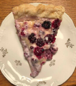 blackberry cream pie